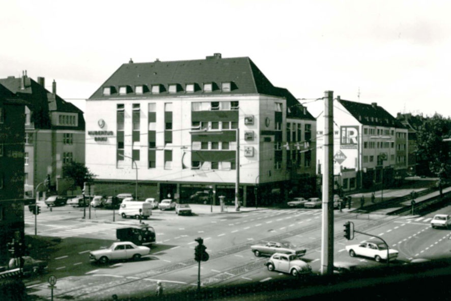 Foto: Gebäude DIMDI 1975, Weisshausstrasse, Köln (c) DIMDI